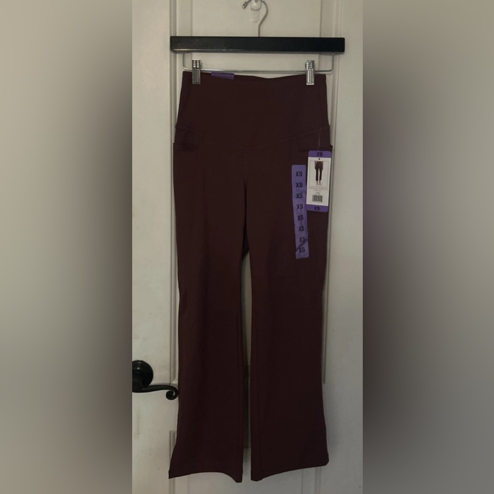 New Jockey Ladies Yoga Capri Cropped Slit Flare Stretch Pant Mauve/Nocturne XS